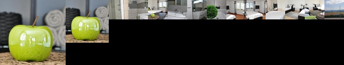 Modern Eingerichtetes Zimmer In Super Ruhiger Lage