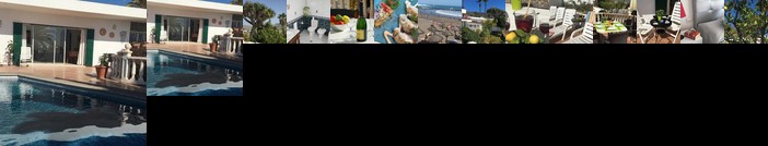 Detached villa private pool only 10 minutes to beaches