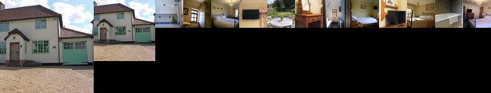 One Pelham Grove Bed & Breakfast