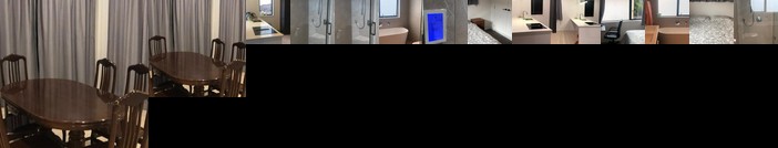 Clean & Modern Ensuit Close to City & Airport