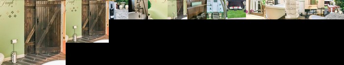 Co-ed Dorm with Fantastic Patio