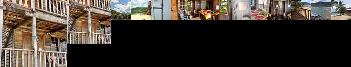 Beachfront Hut Upstairs Astra - Beach Shack Chalet