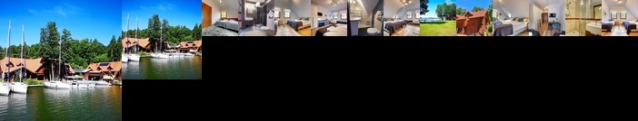 POD DEBEM Kompleks Zeglarsko-Rekreacyjny