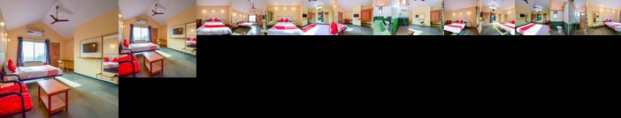 OYO 65197 Green Woods Resorts