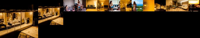 THE MOVES -Musee Villa-