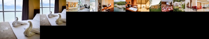 Grand Renggali Hotel