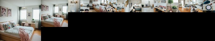 Design Appartment Ars Electronica + Kueche + WLAN