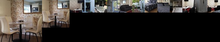 Large Studio with private patio Sky TV & wifi