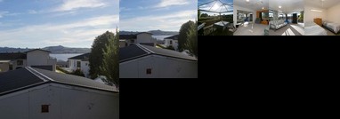 Cosy Lake Haven - Two Mile Bay Holiday Home