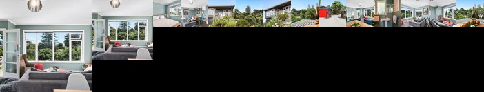 Seaside House - Waikanae Beach Bach