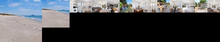 Coastal Cottage - Papamoa Holiday Home