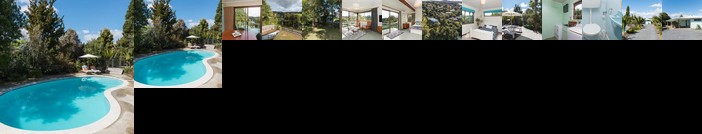 Retro River Retreat - Kerikeri Holiday Home