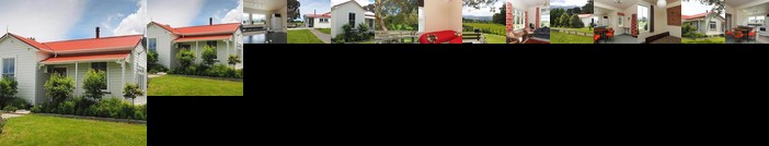 Monty's Cottage - Greytown Cottage