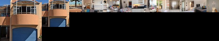 Barrons On The Beach - Napier Holiday Home