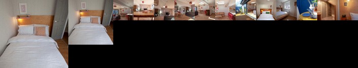 Sunny extended house just south of the City Centre