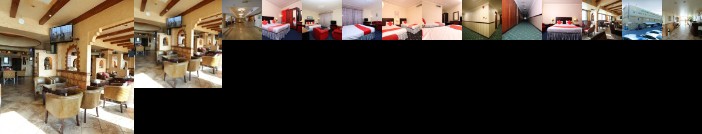 OYO 112 Semiramis Hotel