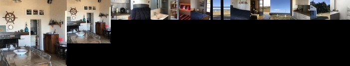 Maison sur l'ile d'Yeu avec la mer au bout du jardin