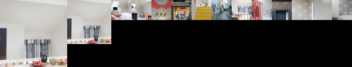 Stunning studio cntrl Totnes with parking