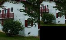 Maison familiale basque au pied de la montagne