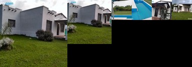 Hermosa Casa de campo con Pileta