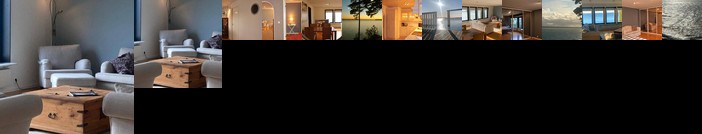 Charming house with panoramic sea view over Braviken