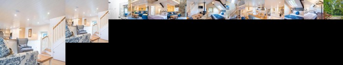 Ardnavaha House - Poolside Cottages